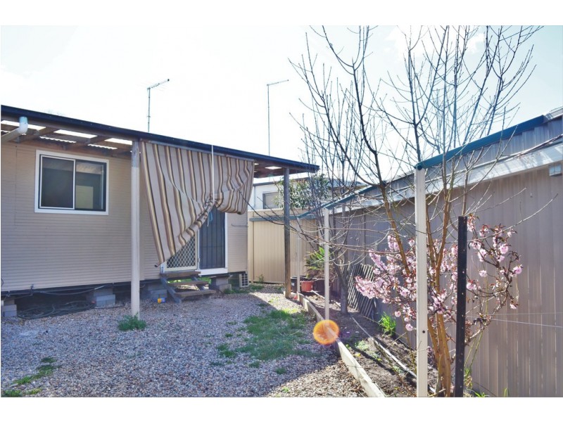 25b Mangariva Avenue, Lethbridge Park NSW 2770