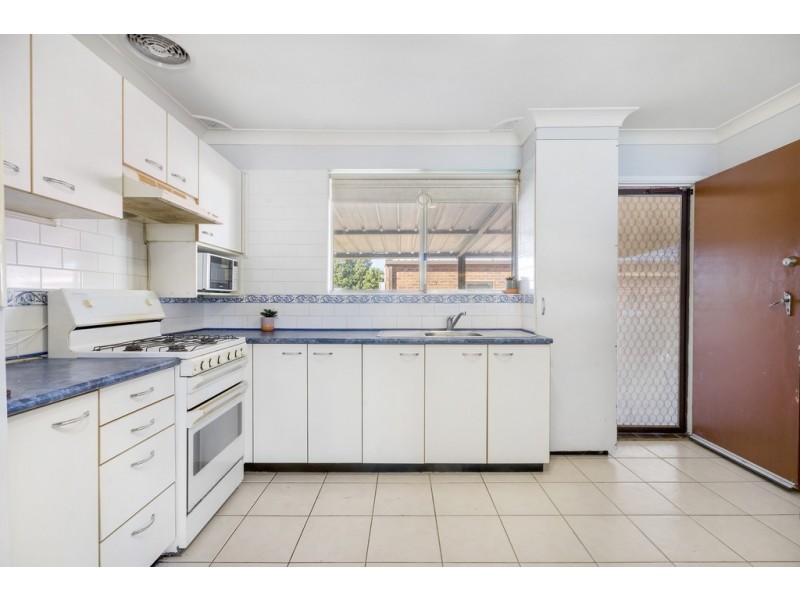 3 Carne Place, Oxley Park NSW 2760