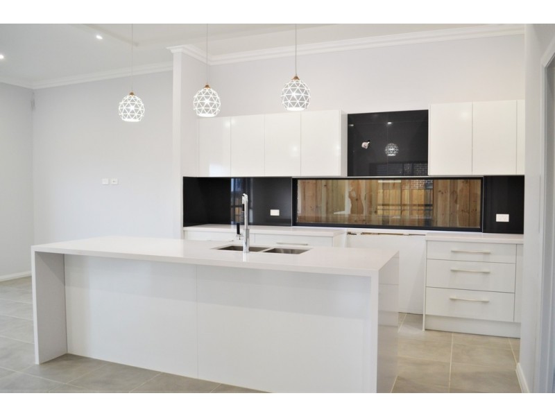 30 Prospect Avenue, Glenmore Park NSW 2745