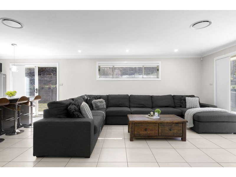 14 Roberts Road, Lawson NSW 2783