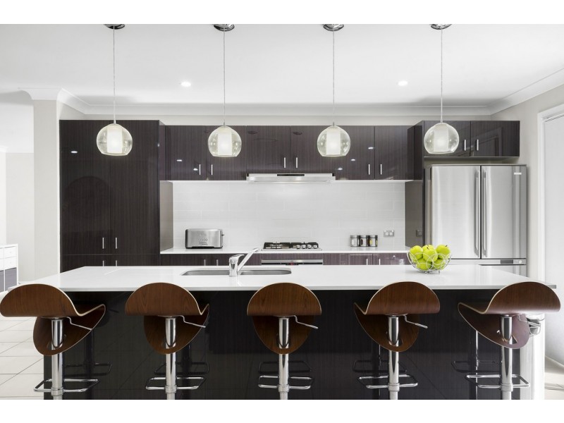 14 Roberts Road, Lawson NSW 2783