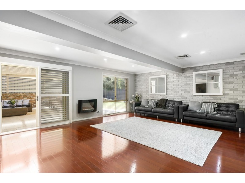 4 Cascade Road, Cranebrook NSW 2749