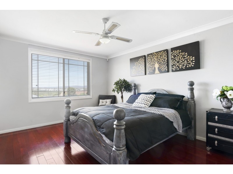 4 Cascade Road, Cranebrook NSW 2749