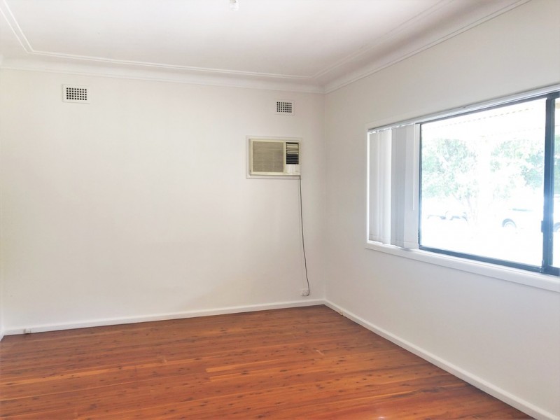 44 Dorothy Crescent, Colyton NSW 2760