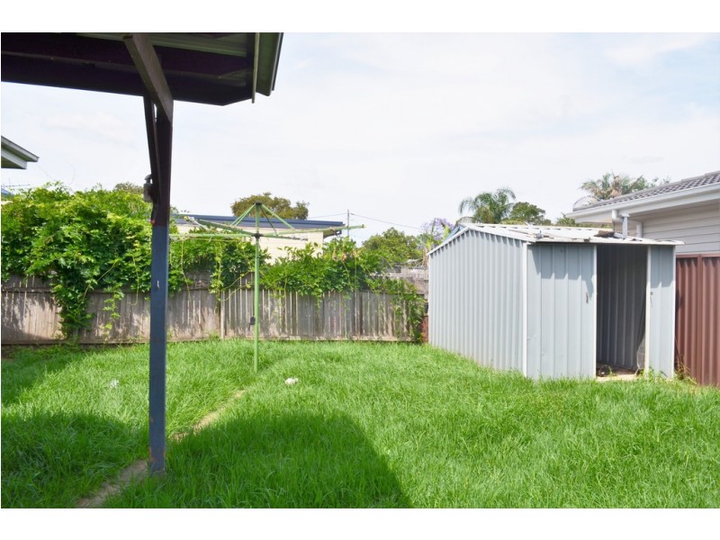 44 Dorothy Crescent, Colyton NSW 2760