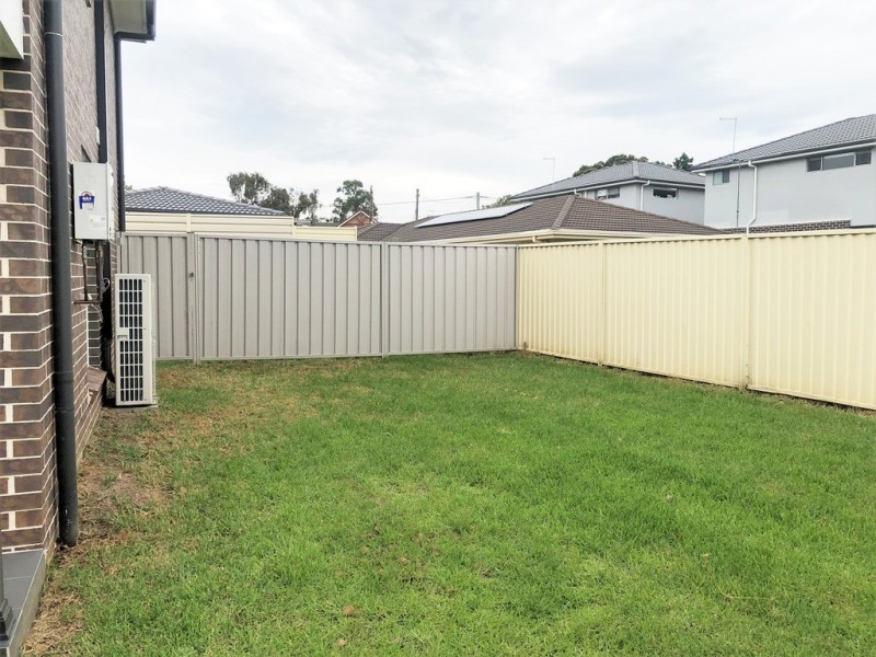 4/41 Melbourne Street, Oxley Park NSW 2760