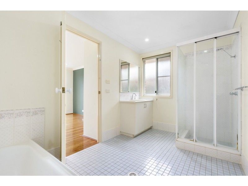 3 Sheoak Place, Glenmore Park NSW 2745