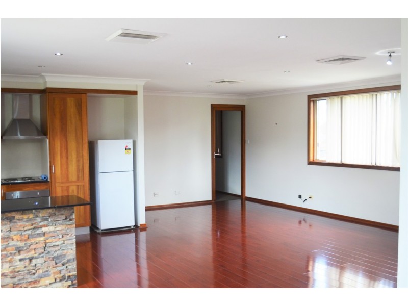 5 Orange Avenue, Claremont Meadows NSW 2747