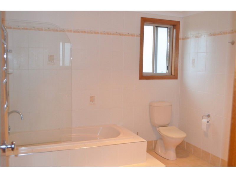 5 Orange Avenue, Claremont Meadows NSW 2747