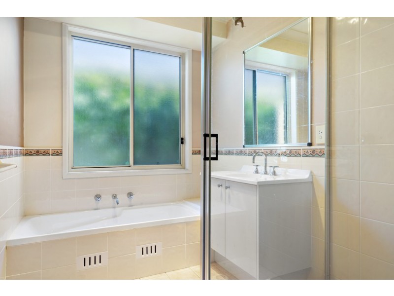 18 Jirramba Court, Glenmore Park NSW 2745