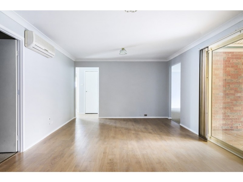 78 The Lakes Drive, Glenmore Park NSW 2745