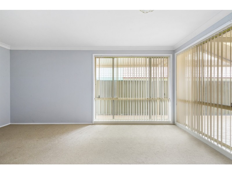 78 The Lakes Drive, Glenmore Park NSW 2745