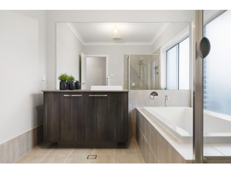 8 Bertie Street, Marsden Park NSW 2765