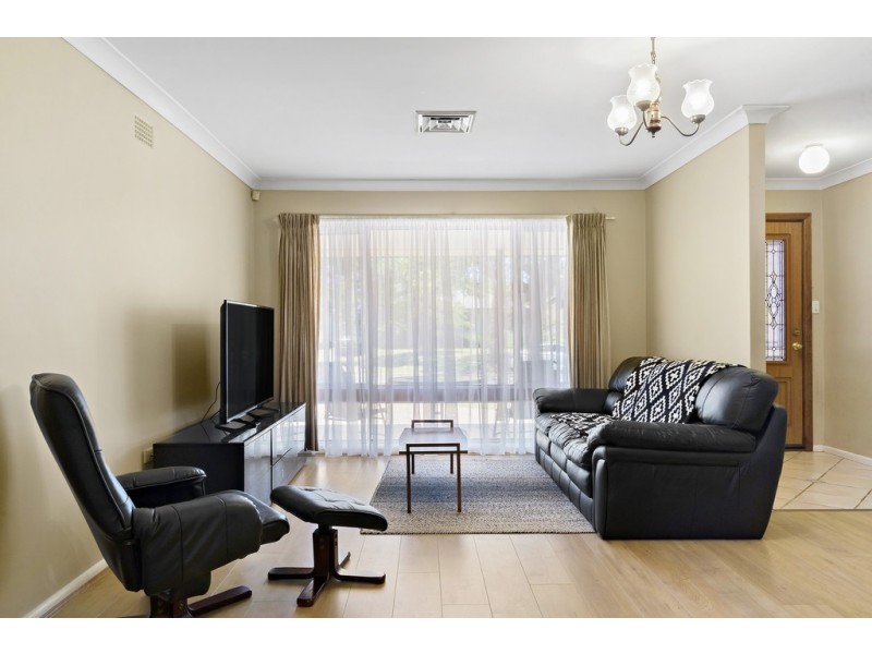 57 Ladbury Avenue, Penrith NSW 2750