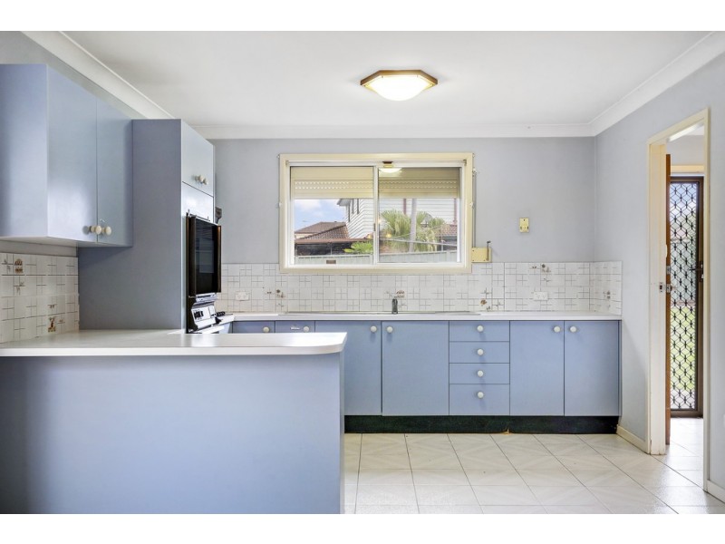28 Martha Crescent, Cranebrook NSW 2749