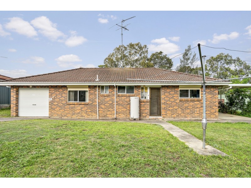 28 Martha Crescent, Cranebrook NSW 2749