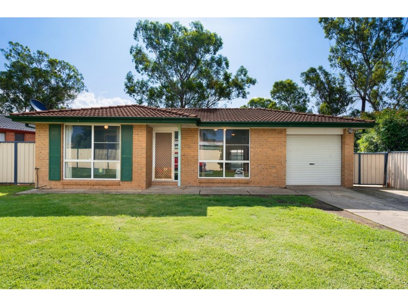 9 Myrtle Street, Claremont Meadows NSW 2747
