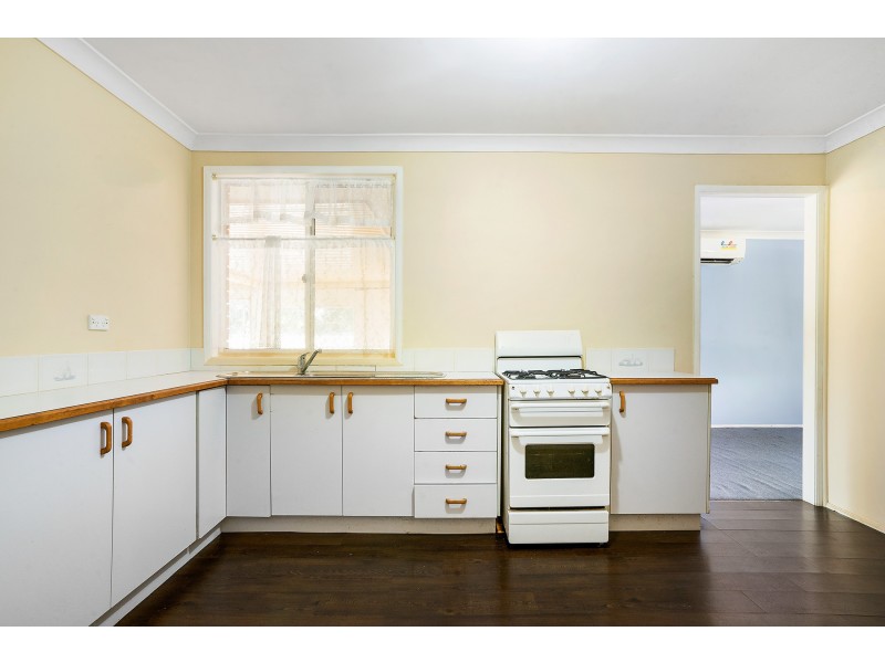 9 Myrtle Street, Claremont Meadows NSW 2747