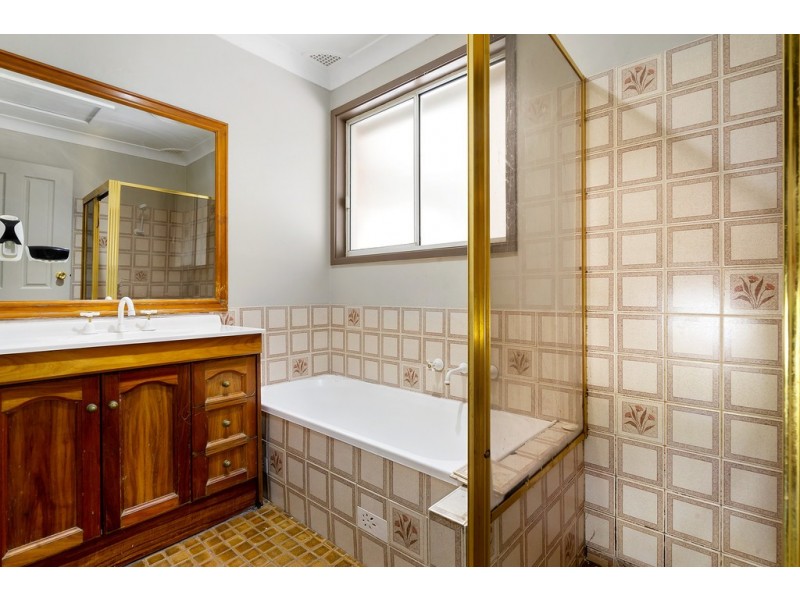 72 Sherringham Road, Cranebrook NSW 2749