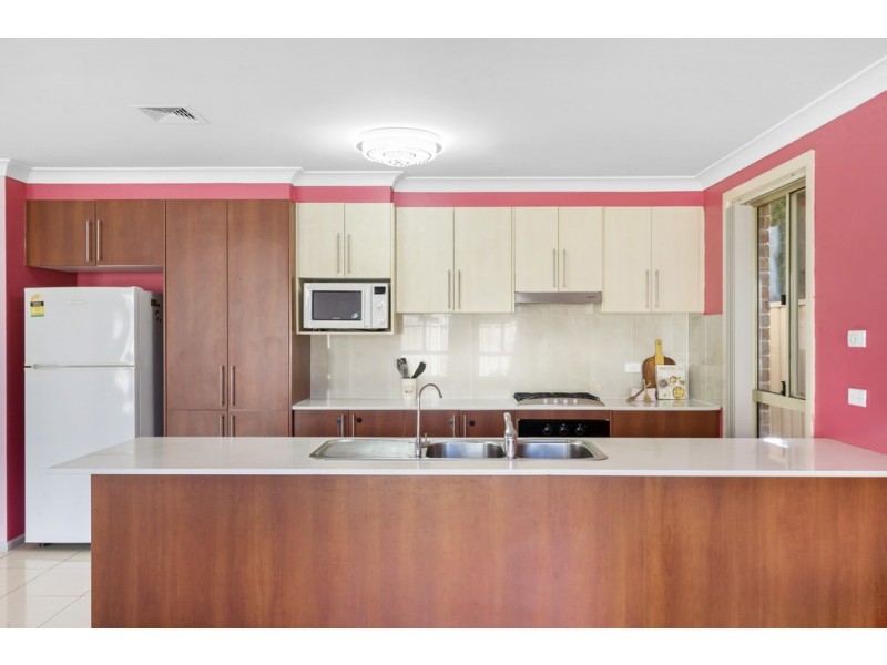 6 Avalon Crescent, Glenmore Park NSW 2745