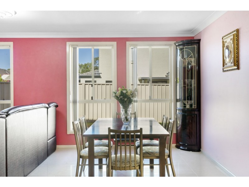 6 Avalon Crescent, Glenmore Park NSW 2745