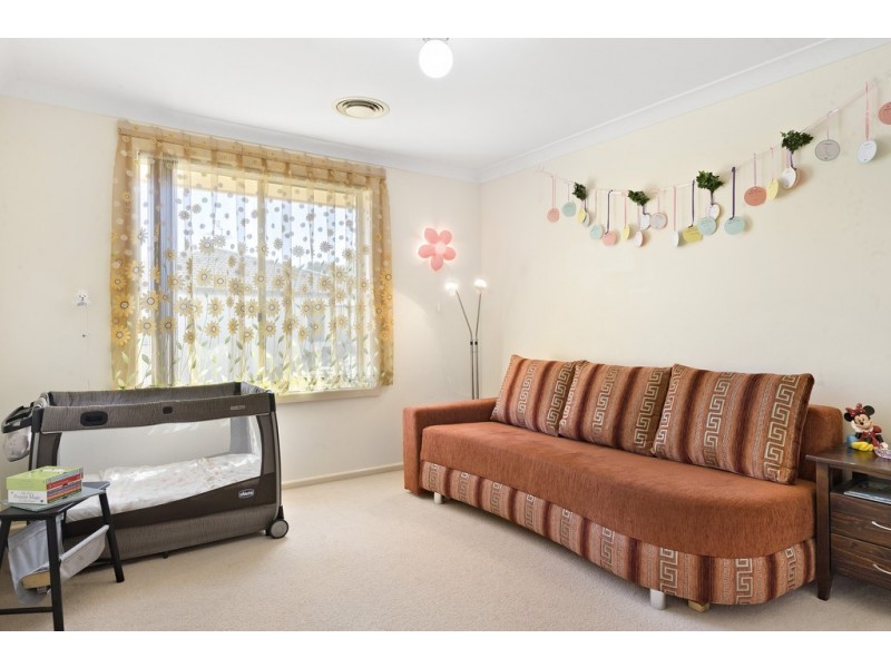 6 Avalon Crescent, Glenmore Park NSW 2745