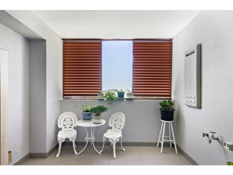 906/6-10 Charles Street, Parramatta NSW 2150