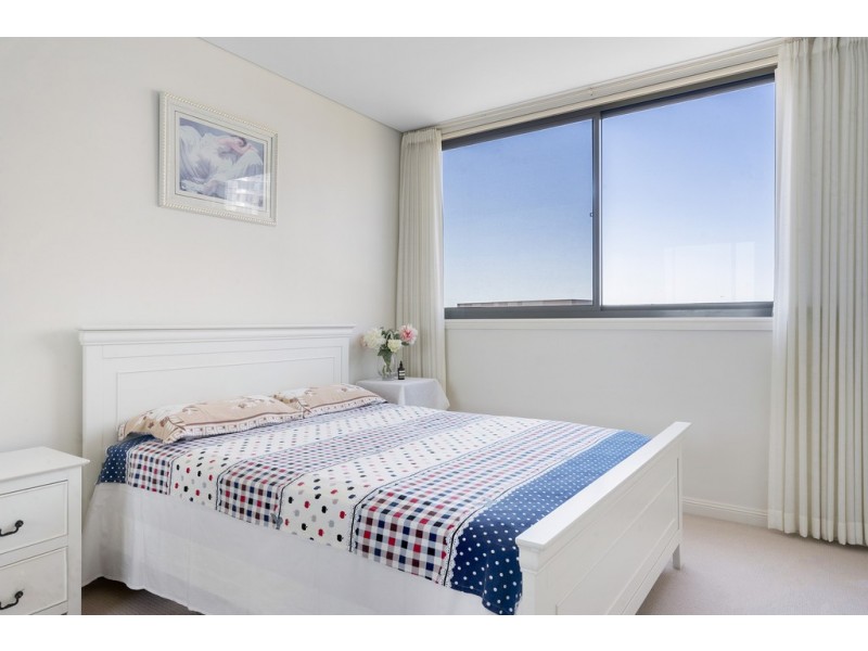 906/6-10 Charles Street, Parramatta NSW 2150