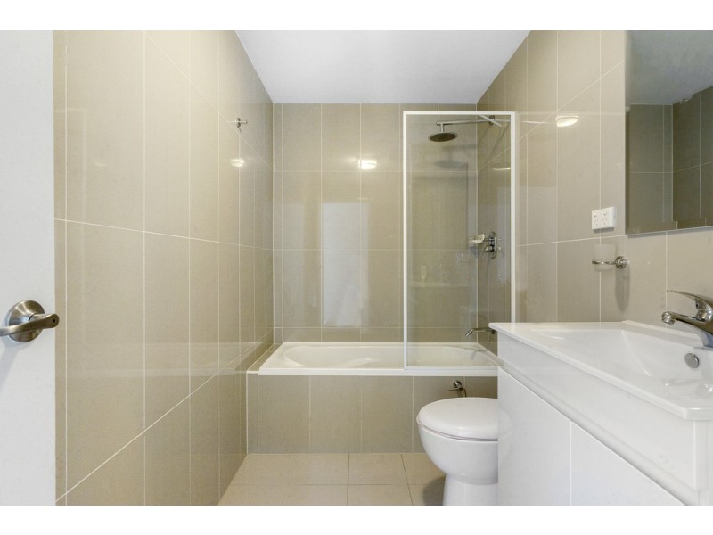 906/6-10 Charles Street, Parramatta NSW 2150