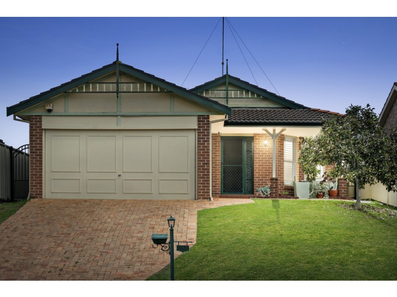 8 Kenneth Slessor Drive, Glenmore Park NSW 2745