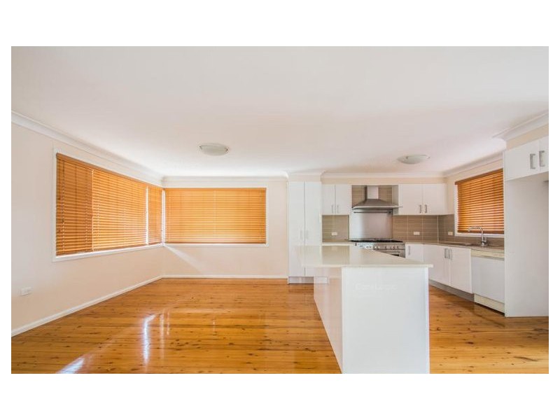 20 Woodlawn Drive, Toongabbie NSW 2146