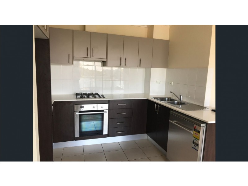 18/19 Oxford Street, Blacktown NSW 2148
