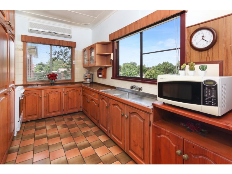 128 Jamison Road, South Penrith NSW 2750