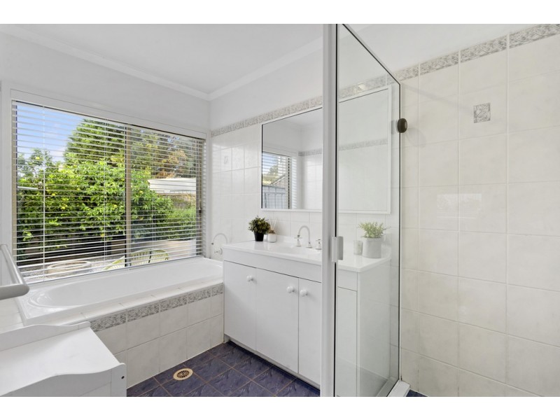 9 Gunara Terrace, Glenmore Park NSW 2745