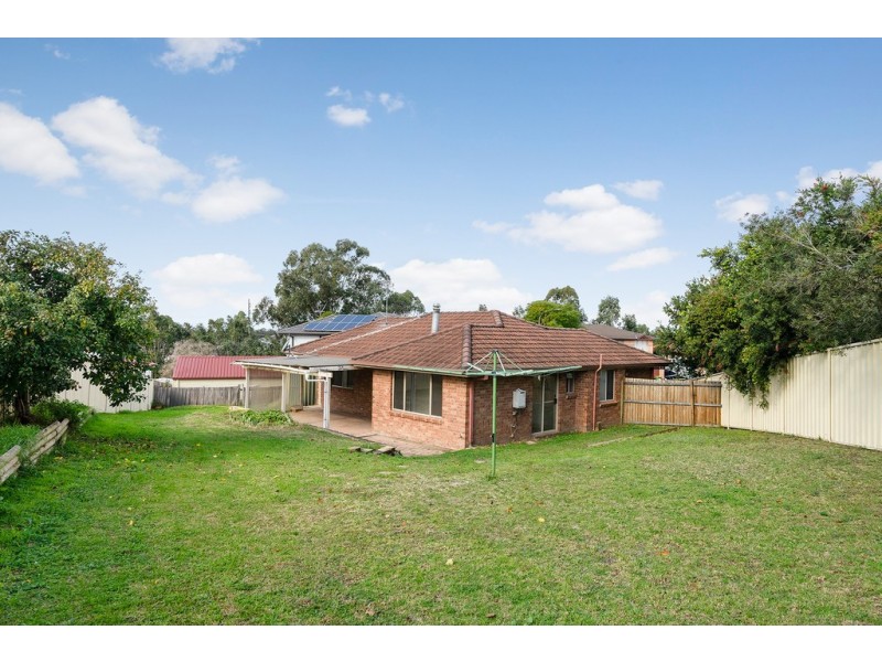 4 Mulloo Place, Cranebrook NSW 2749