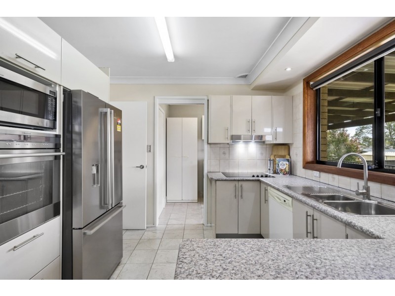 23 Chesterfield Road, South Penrith NSW 2750