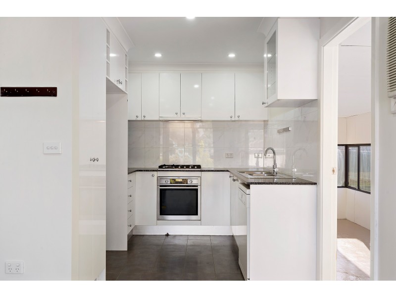 23 Mangariva Avenue, Lethbridge Park NSW 2770