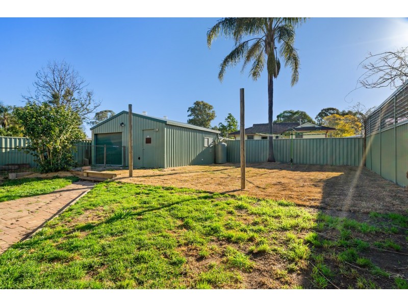 23 Mangariva Avenue, Lethbridge Park NSW 2770