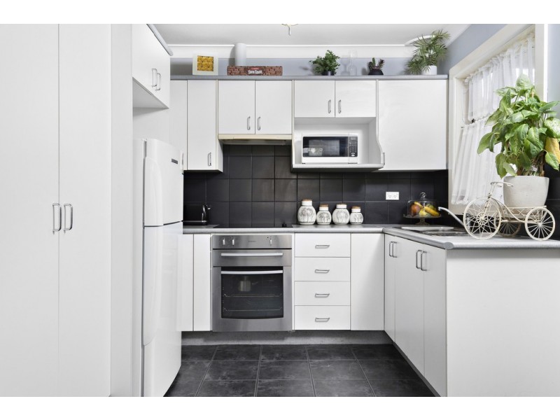 6 Pages Road, St Marys NSW 2760