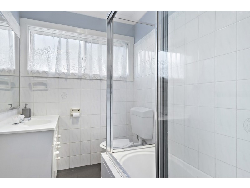 6 Pages Road, St Marys NSW 2760