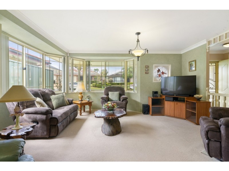 25 Coolabah Crescent, Glenmore Park NSW 2745