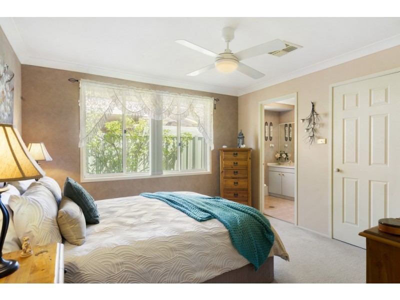 25 Coolabah Crescent, Glenmore Park NSW 2745