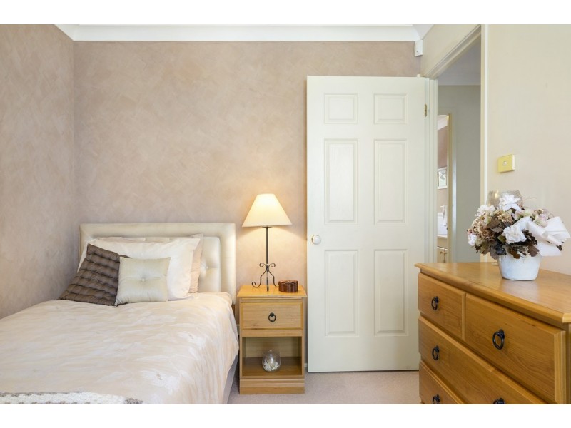 25 Coolabah Crescent, Glenmore Park NSW 2745