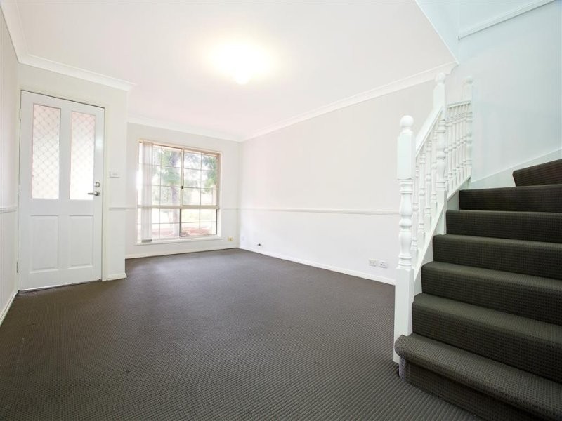 3/1 Dutton Place, Glenmore Park NSW 2745
