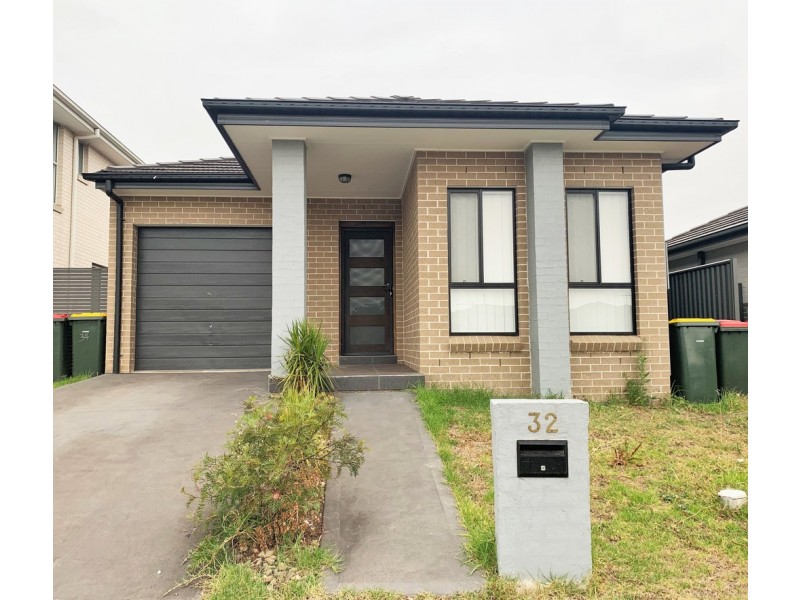 32 Howarth Street, Ropes Crossing NSW 2760