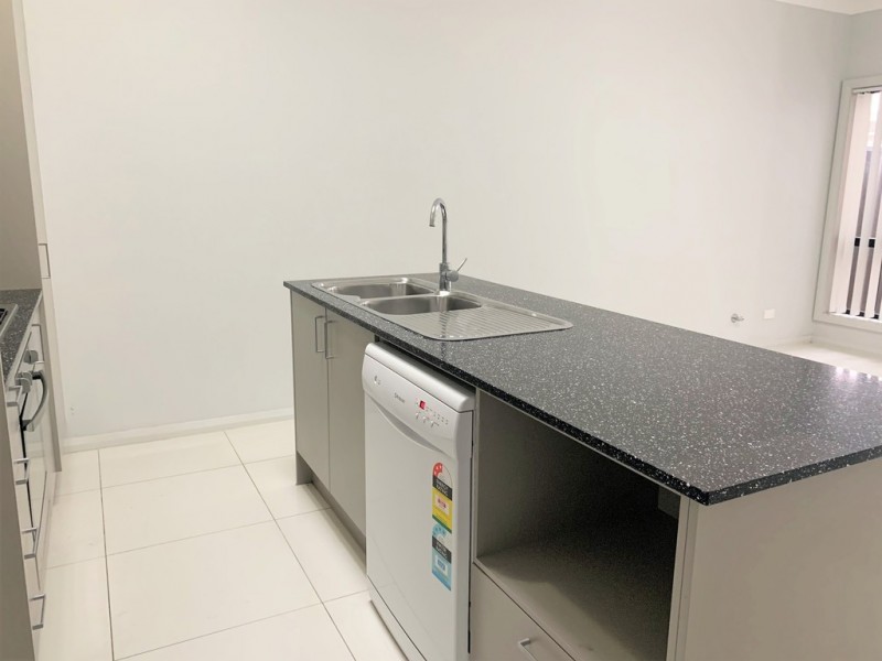 32 Howarth Street, Ropes Crossing NSW 2760