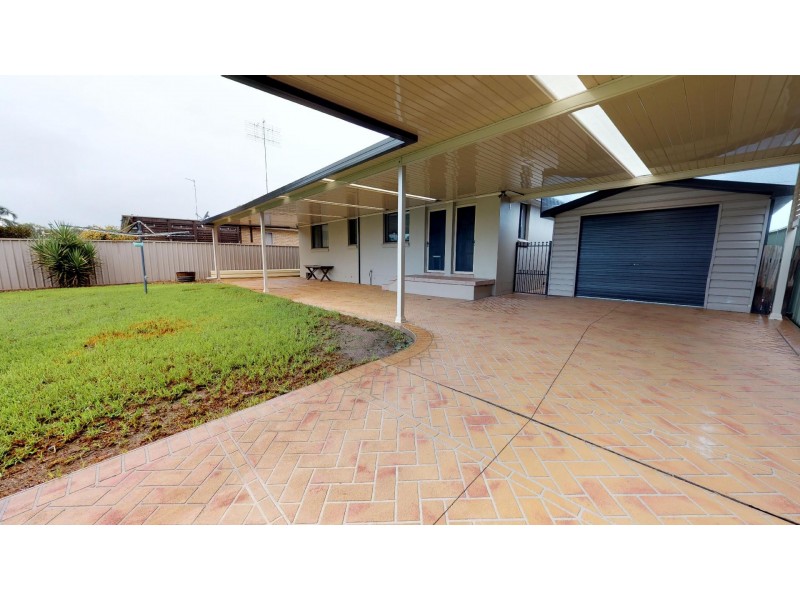 15 Damien Avenue, South Penrith NSW 2750