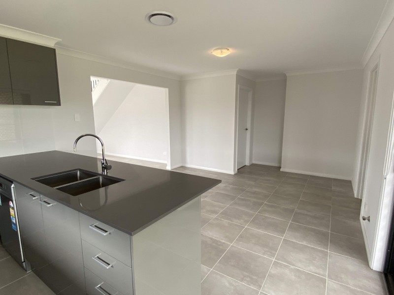 11 Norton Street, Spring Farm NSW 2570