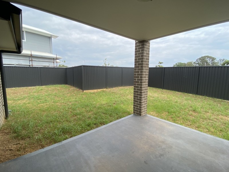 11 Norton Street, Spring Farm NSW 2570