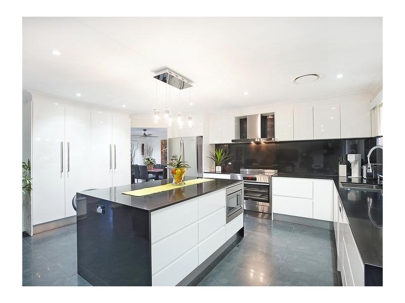 42 Aberdeen Circuit, Glenmore Park NSW 2745